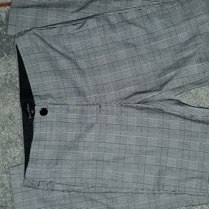 Plaid thingy skinny pant, 0/25